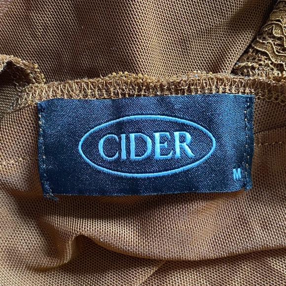 Cider brown mesh top 🍂 - Picture 2 of 2